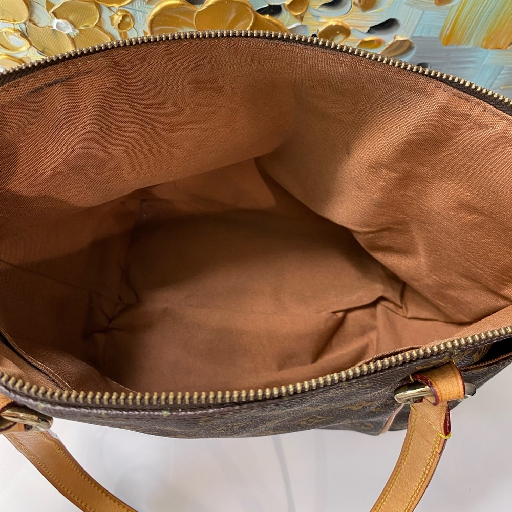 Louis Vuitton Monogram Canvas Totally PM Bag - Picture 8 of 12